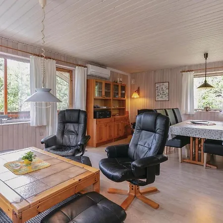 Beautiful In Nexo With Kitchen Holiday home *
