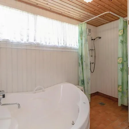 Дом отдыха Beautiful In With Kitchen Нексё